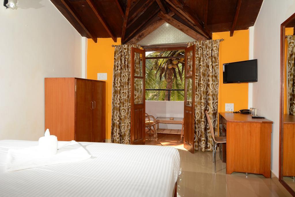 Silver Sands Sunshine - Angaara Candolim Zimmer foto